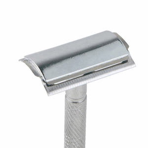 Professional Stainless Steel Shaving Razor Custom Logo Disposable Facial <b>Hair</b> <b>Removal</b> <b>Tool</b> Smooth Comfortable Barber Salon Use - Product Image 3