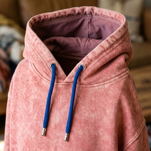 เสื้อฮู้ดดี้โอเวอร์ไซส์ผู้ชายสำหรับฤดูหนาว ผ้าฝ้าย 100% หนานุ่ม ถักแบบวินเทจ ล้างสีแบบแอซิดวอช มีกระเป๋า พิมพ์ลายดิจิทัล เป็นมิตรต่อสิ่งแวดล้อม - Product Image 6