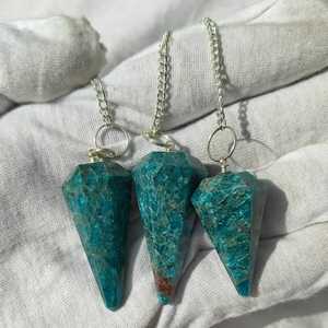 Péndulo de Cuarzo Rosa Azul Natural Ecológico de Alta Calidad, Cristal Pulido para Radiestesia, Meditación, Reiki, Piedra Energética Feng Shui - Product Image 4