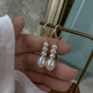 Fournisseur direct du fabricant, boucles d'oreilles en perles d'eau douce de style palais rétro, tempérament féminin, bijoux à la mode - Product Image 2