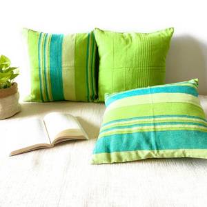 Housse de coussin en coton avec impressions personnalisées, exportateur indien |   Motifs contemporains pour un canapé élégant - Product Image 1