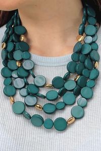 Collier élégant fait main en perles de cristal pour femmes, collier fin en perles de créateur avec pierres naturelles à prix bas - Product Image 3