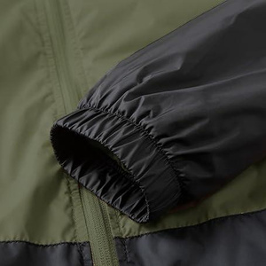 OEM Casual Hooded Windbreaker Coat for <b>Men</b> Eco Friendly Fabric Design <b>Men</b>’s <b>Lightweight</b> Hooded Streetwear <b>Jacket</b> Windproof - Product Image 4