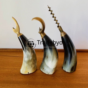 Tradebyd Deluxe Abridor de botellas de cuerno Regalo fino hecho a mano para bodas y aniversarios Abridores Premium - Product Image 4