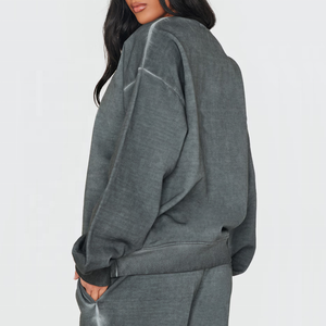 Conjunto de sudadera y jogger oversize para mujer con logo personalizado, estilo streetwear, lavado ácido, para entrenamiento, venta al por mayor - Product Image 3