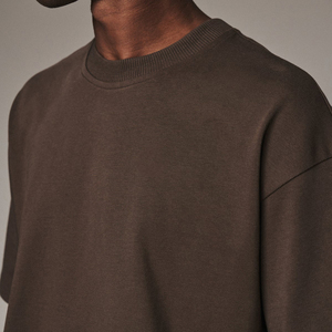 T-shirt pour homme de qualité supérieure, en tissu French Terry 100% coton, manches courtes, 300 grammes, coupe ample. - Product Image 5