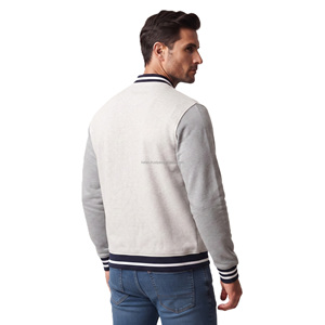 Chaqueta Universitaria para Hombre, Corte Regular, Color Gris Jaspeado, 80/20 Algodón y Felpa, Logotipos Personalizados Bordados, Estilo Letterman - Product Image 2