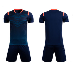 Tenues de football de qualité supérieure, kits de football en gros, vêtements de sport d'entraînement, uniformes de football avec coutures, uniformes de football aux couleurs résistantes - Product Image 1