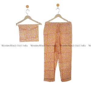 Ensemble de pyjama en coton indien pour femmes, imprimé floral fait main, respirant et doux, tenue décontractée tendance pour l'été - Product Image 3