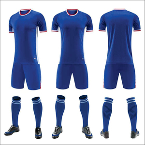 ชุดฟุตบอลฤดูร้อนปี 2026 ดีไซน์ล่าสุด ผ้าโพลีเอสเตอร์ระบายอากาศได้ดี สั่งทำได้ตามต้องการ บริการ OEM ทรงปกติ โลโก้ด้านหน้า - Product Image 4