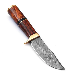 Couteau de chasse artisanal en acier Damas, à lame fixe, avec manche en bois et accents en laiton, outil de survie en plein air - Product Image 4