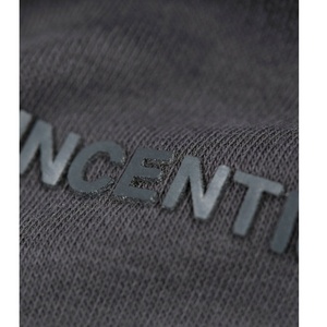 Conjunto Deportivo Moderno con Logotipo Personalizado para Hombre, Sudadera de Felpa, Pantalón Deportivo Liso de Dos Piezas con Cremallera Completa y Dos Bolsillos, Color Negro, Corte Ajustado - Product Image 5