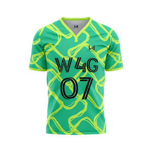 เสื้อฟุตบอลคอวีพิมพ์โลโก้ตามสั่ง ผ้าโพลีเอสเตอร์ 100% แขนสั้น ระบายเหงื่อได้ดี ทรงสปอร์ต ชุดฟุตบอลและเสื้อแฟนคลับ - Product Image 1