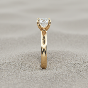 Anillo de compromiso solitario redondo con contorno en oro macizo con diamante cultivado en laboratorio con engaste de puntas para certificación - Product Image 3