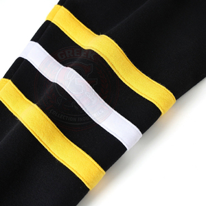 Cárdigan Negro con Ribete Amarillo y Blanco, Suéter Unisex de Algodón y Felpa, Cuello Redondo, Estilo Preppy, Ropa Universitaria - Product Image 5
