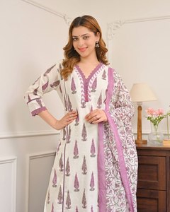 <b>Elevate</b> Your Ethnic Wardrobe This Elegant Jaipuri Cotton Salwar Kameez Set Modern Style Premium Soft Cotton Fabric for Party - Product Image 4