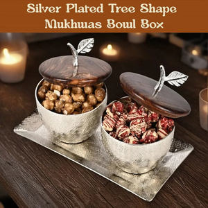 Hermoso juego de servir de latón con dos tazones con tapa en un bandeja decorativa para frutos secos y bocadillos, tazones de chocolate hechos a mano. - Product Image 4