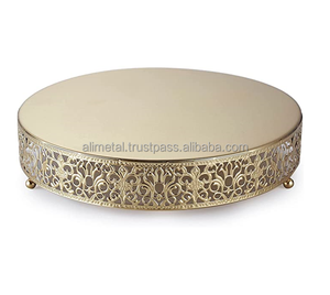 แท่นวางเค้กโลหะชุบทองแบบปรับแต่งได้ทันสมัยสำหรับงานแต่งงานและงานเลี้ยง - Product Image 1