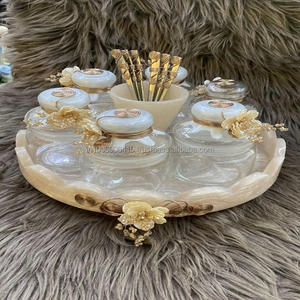 Fabricant indien, ensemble de 6 pots, design texturé avec une touche dorée pour les cuisines et la vaisselle, pour les cadeaux et le porte-couteaux - Product Image 1