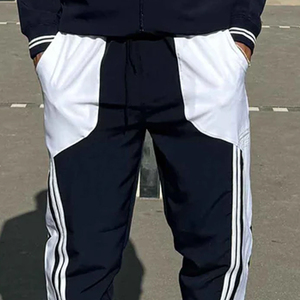 Conjunto Deportivo Ecológico para Hombre con Estampado de Bloques de Color, Chaqueta con Capucha y Cierre y Pantalones Largos, Transpirable - Product Image 3