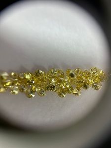 Diamants naturels bruts de couleur jaune extraits de la terre, en vrac, de couleur fantaisie, pureté VVS-SI, taille brillant ronde, pour la fabrication de bijoux - Product Image 5