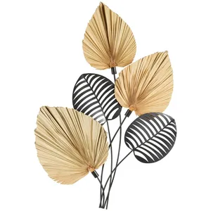 Arte de pared de metal hecho a mano con diseño floral para realzar interiores modernos y lujosos con una elegante artesanía artística. - Product Image 2