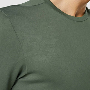 T-shirts de sport pour hommes en maille de qualité supérieure à séchage rapide, avec matière extensible dans quatre directions et sensation légère - Product Image 6