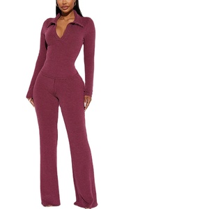 Conjuntos Deportivos de 2 Piezas para Mujer, Camiseta y Pantalones con Cuello en V, Elásticos, Transpirables, con Logotipo Personalizado de Alta Calidad, de Secado Rápido y Ecológicos - Product Image 5