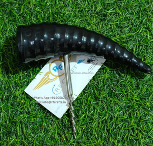 Real Horn Wine Sacacorchos Cuerno Abridor de botellas de vino Logotipo personalizado Multifunción Deluxe Abridor de cuerno por RF Crafts - Product Image 1