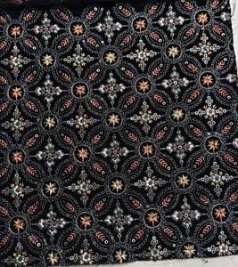 Tissu en velours noir tricoté, brodé, à motif géométrique mandala et sequins, pour veste ethnique, lehenga ou abaya pour femme - Product Image 1