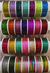 Bracelets en verre colorés pour femmes, fournisseur indien, bijoux traditionnels indiens pour mariage, festival et soirée, en vente - Product Image 3