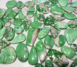 Lot de cabochons en variscite verte naturelle, formes variées (ovales, octogonaux, poires, rondes), pierres lâches à facettes, taille libre, prix de gros - Product Image 4