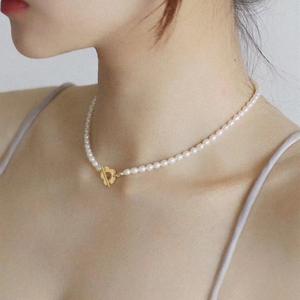 Collier pendentif fleur haut de gamme avec bouton de fleur de prunier, perle d'eau douce, perle de millet, grain de millet naturel, chaîne de clavicule - Product Image 3