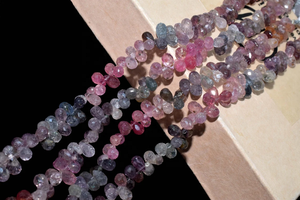 Cuentas de Espinela Multicolor Natural Facetadas en Forma de Gota de 4x6 mm, 8 Pulgadas, Corte Lateral, Briolette para la Fabricación de Joyas - Product Image 5