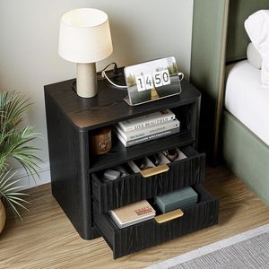 Comodino Moderno Scanalato con Stazione di Ricarica, Cassetti Aperti e Ripiani, Tavolino da Notte in Legno per Camera da Letto - Product Image 4