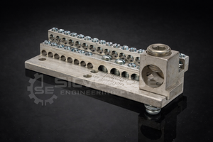 บัสบาร์อะลูมิเนียมสำหรับเชื่อมต่อสายดินและสายกลาง ปลอดภัย ทนทาน พร้อมสัญลักษณ์ชัดเจนสำหรับการต่อสายดินและการเชื่อมต่อสายกลาง - Product Image 2