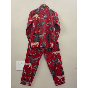 Conjunto de Pijama Elegante y Modesto para Mujer, 100% Algodón, Estampado Floral, Ropa de Dormir Suave y Transpirable, Cintura Elástica, 3 Piezas - Product Image 2