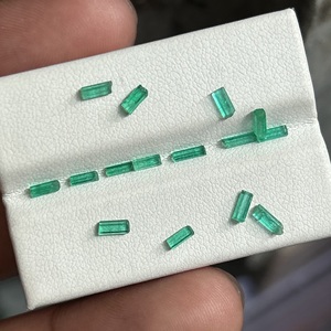 Émeraude naturelle d'Afghanistan 1,52 carat, 15 pièces, cristaux bruts de Panjshir en forme de crayon pour les acheteurs en gros de pierres précieuses - Product Image 2
