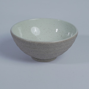 Nuevo Plato Pequeño de Cerámica con Diseño de Puntos Color Marfil, 13.5x6cm, Estilo Wabi Sabi, Ecológico, Apto para Lavavajillas, Ideal para Servir Sopa o Arroz en Restaurantes - Product Image 3