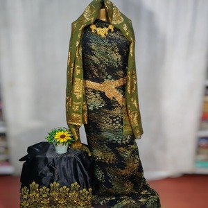 Superbe Qualité, Dernière Tendance : Tissu en Velours Jacquard Somalien Maqbal Dirac, Motif Géométrique Intricate, pour Robe en Velours - Product Image 1