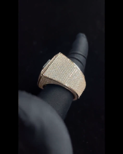 แหวนชื่อสั่งทำแบบ Iced Out ประดับเพชร VVS มอยส์ซาไนต์ สำหรับผู้ชาย เงินแท้ 925 ผ่านการทดสอบ - Product Image 2