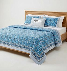 Parure de lit King Size en coton pur, faite main, best-seller, avec 2 taies d'oreiller réversibles à fermeture éclair, idéale pour chambre d'amis, disponible à la vente - Product Image 5
