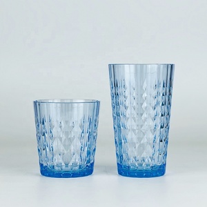 Vaso Alto Irrompible de Plástico con Diseño Floral en Relieve - Product Image 6