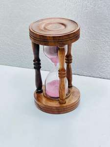 Sablier en bois de 6,5'' avec sable rose |   Horloge à sable de table rustique avec design croix d'ange pour décoration de fête d'anniversaire - Product Image 6