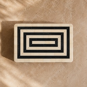 Caja de Joyería Rectangular con Tapa, Diseño a Rayas Blanco y Negro, Moderna, de Lujo, Hecha a Mano, Ecológica, Contenedor de Almacenamiento de Plástico - Product Image 3