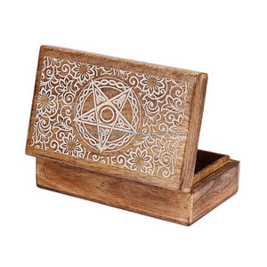 Boîte à bijoux en bois faite à la main Pentacle Triquetra et motif floral coffre au trésor organisateur de rangement à bon prix vente en gros - Product Image 2