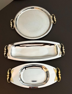 Bandeja de Almacenamiento Ovalada de Metal con Asas Doradas, Acabado Pulido, Diseño Clásico para Uso en Mesa - Product Image 5