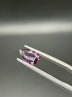 Zehra Gems Bijoux Spinelle Violette Naturelle Coupe Poire 1.77CT 9.7x6.5x4mm Pierre Précieuse Facettée Libre Effet de Couleur/Feu pour la Fabrication de Bijoux