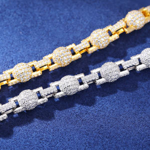 สร้อยข้อมือผู้ชายแบบโซ่ทอง 18K ประดับเพชรทรงกลมเจียระไนแบบเหลี่ยม ฝังเพชรแบบ Pave สไตล์ฮิปฮอป เหมาะสำหรับใส่ทุกวัน - Product Image 3
