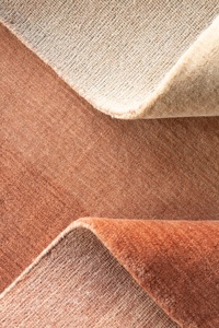 Alfombra Moderna Tejida a Mano de Lana, Diseño Abstracto Color Albaricoque, Pelo Alto, con Base de Látex - Product Image 2